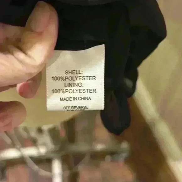 Chiffon Blouse with Ruffle Details **No Size** Fits like M - Picture 5 of 10